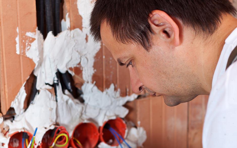 technicien électricien Émerainville