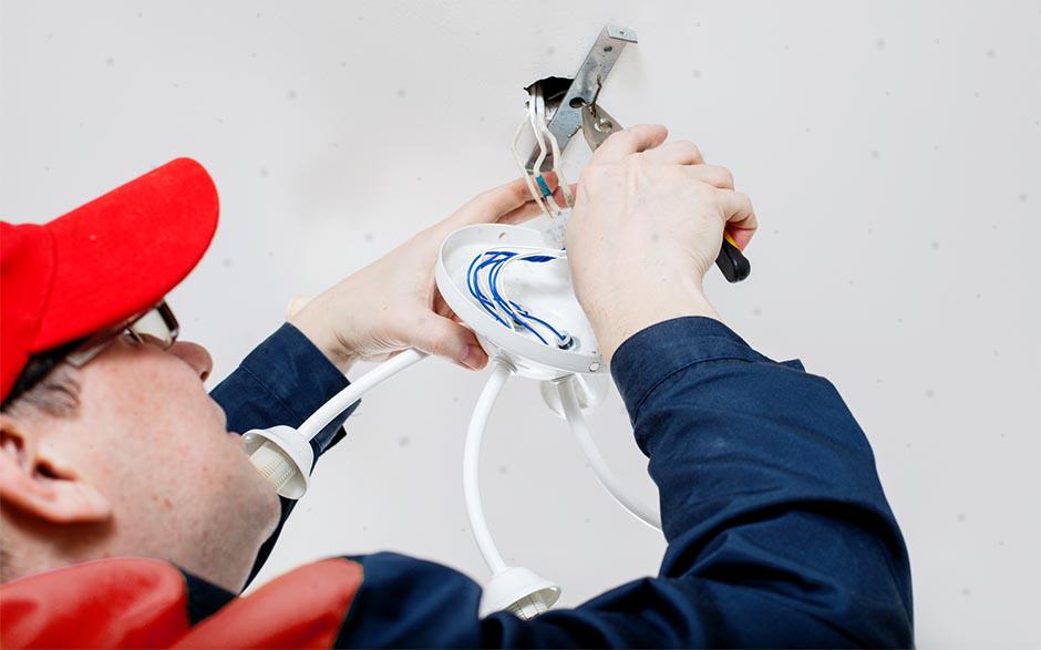 technicien électricien Émerainville