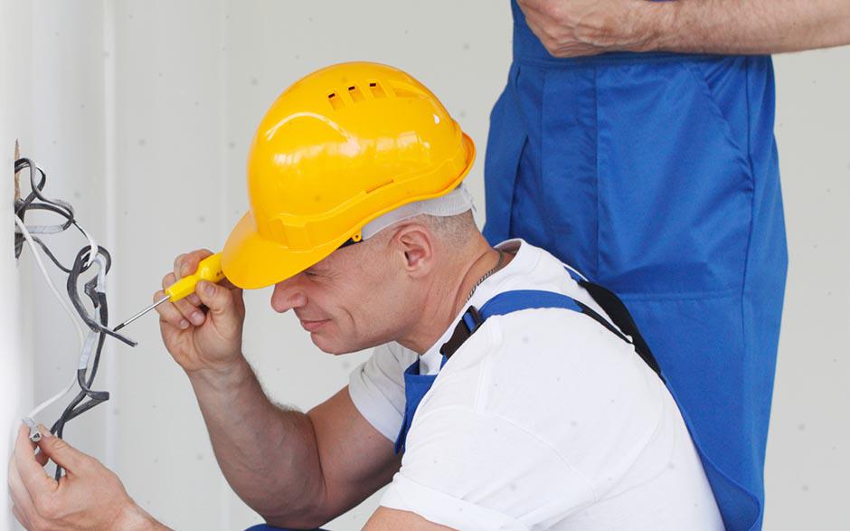 technicien électricien Émerainville